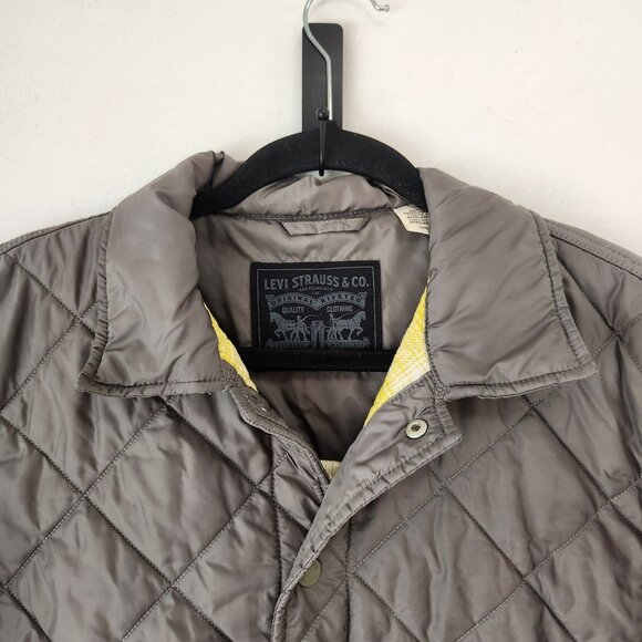 Levi's Grey Quilted Puffer Jacket Snap Down Lightweight Chore Coat Outdoors S - Picture 3 of 7